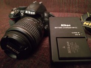 Продаю Nikon D3100 с зарядкой в отличном состоянии